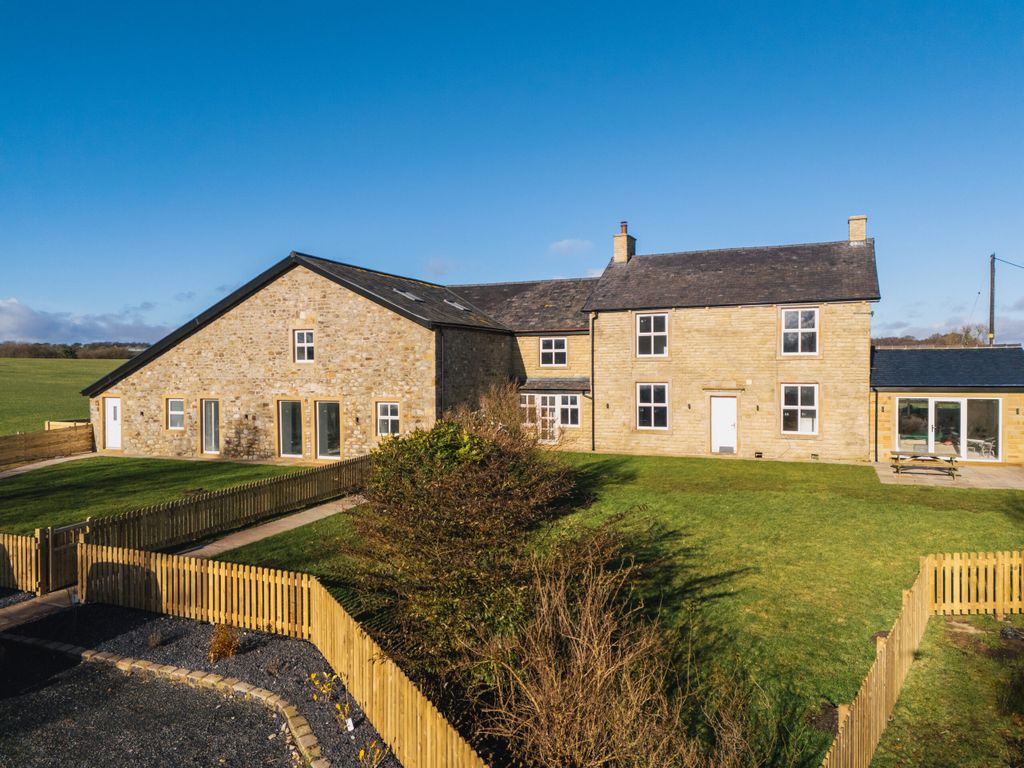 Property photo 3 of 18 Bowland-060-Scaled.Jpg