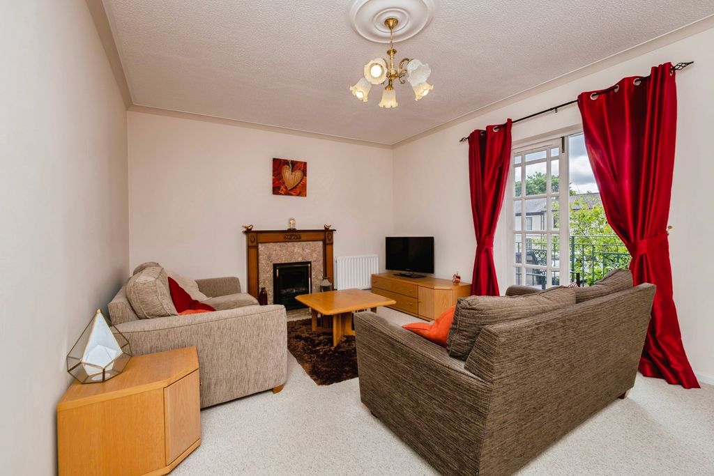 Property photo 3 of 13 Living Room