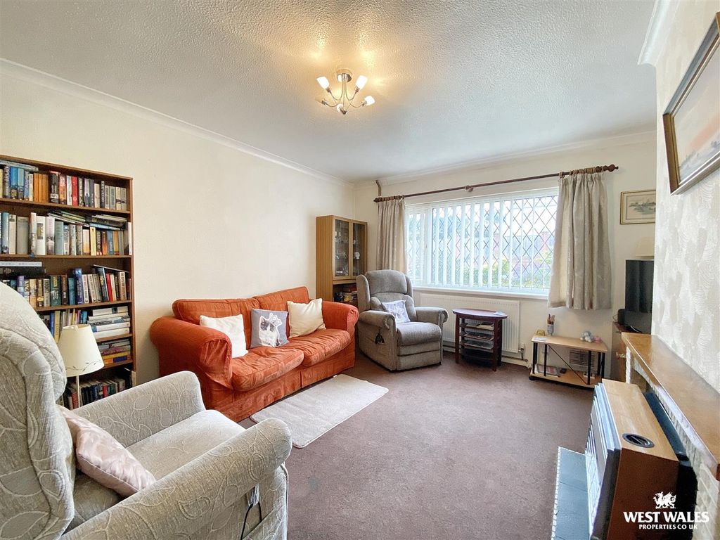 Property photo 3 of 19 Img_4461.Jpg