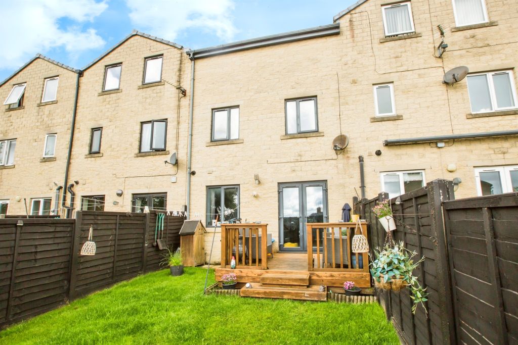 Property photo 3 of 18
