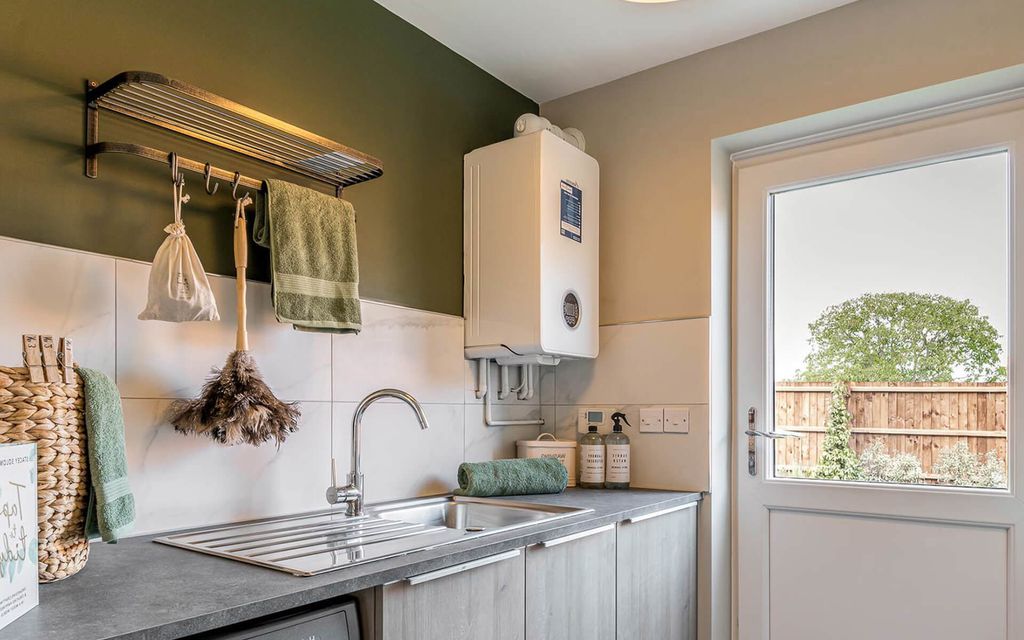 Property photo 3 of 12