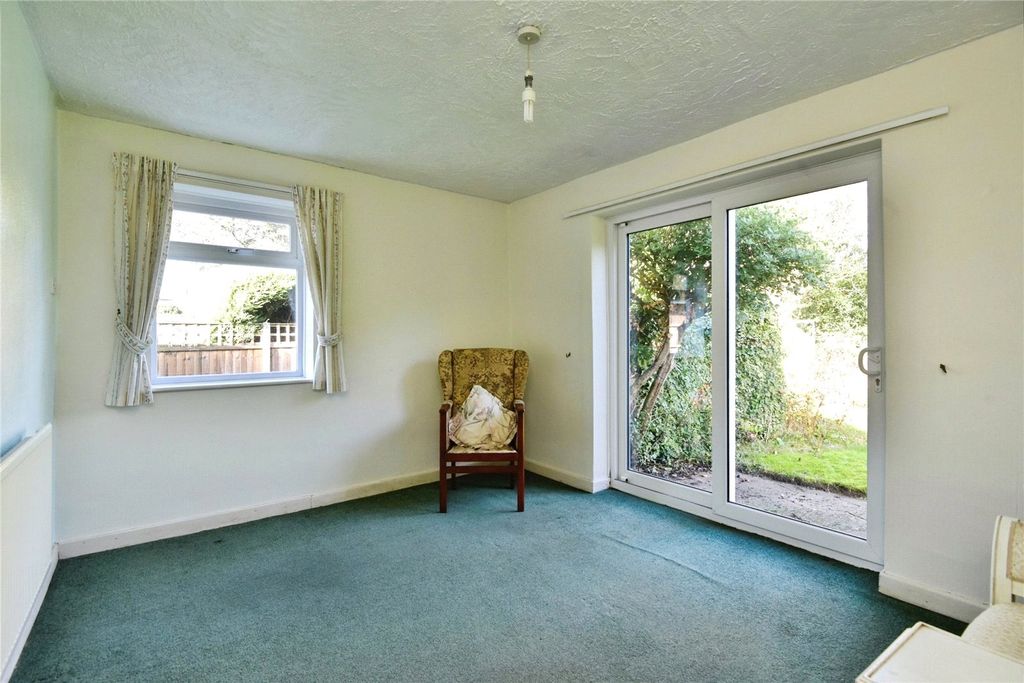 Property photo 2 of 24 Picture No. 23