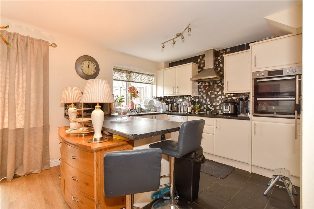 Property photo 1 of 10 Kitchen/Diner