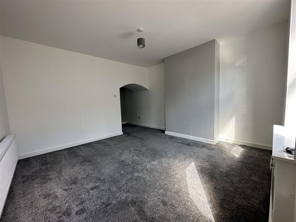 Property photo 2 of 8 Img_8761.Jpg