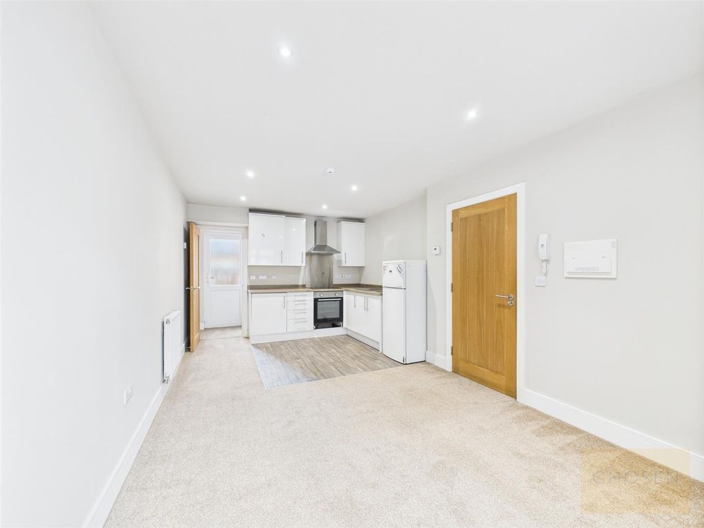 Property photo 2 of 7 Cam01118G0-Pr0277-Still003.Jpg