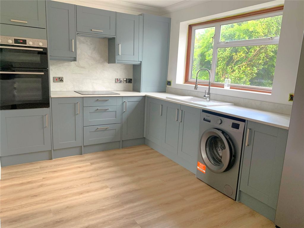 Property photo 2 of 17 Kitchen/Diner