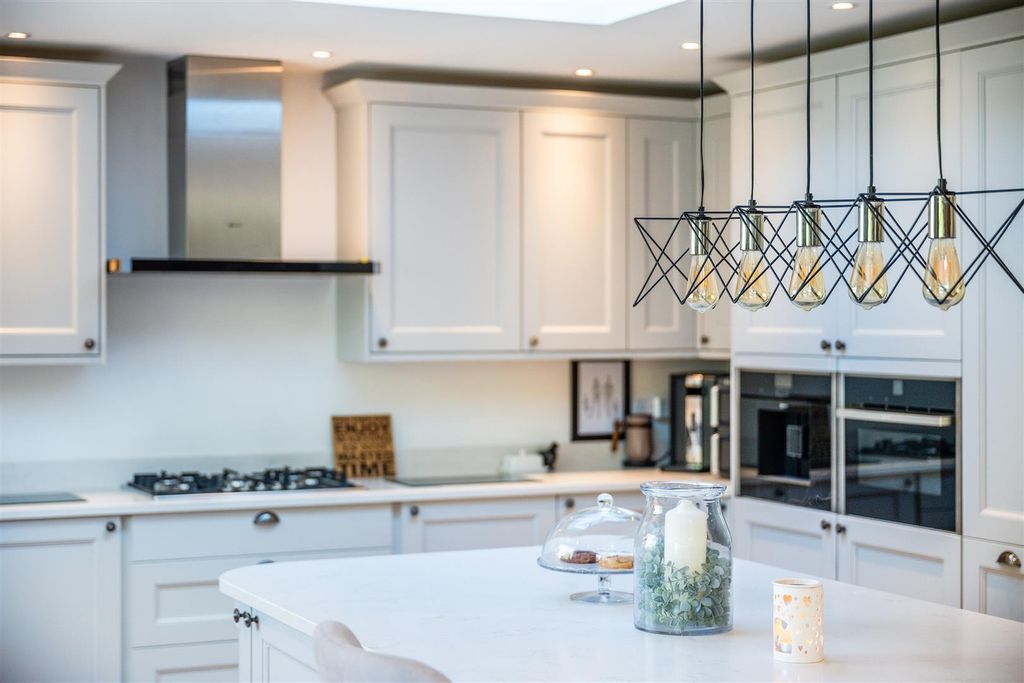 Property photo 3 of 30 The Cottage, 3 - (3).Jpg