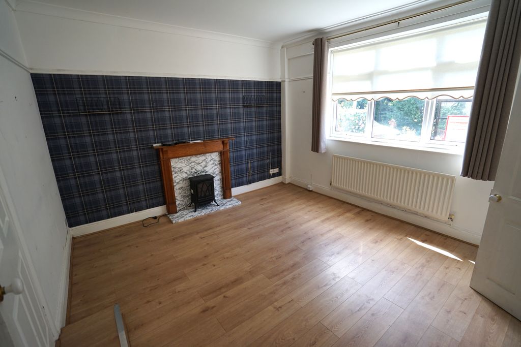 Property photo 2 of 16 Dsc03997