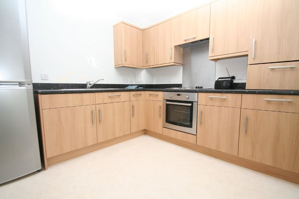 Property photo 2 of 9