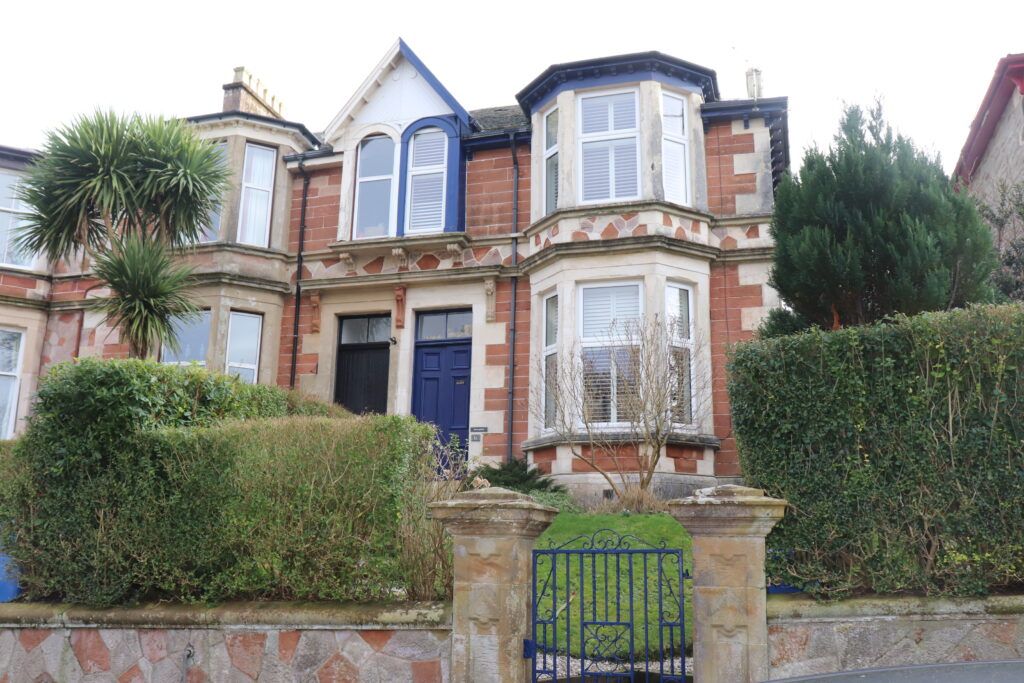 Property photo 1 of 24