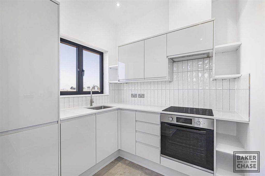 Property photo 3 of 10 Open Plan Living And Kitchen Area