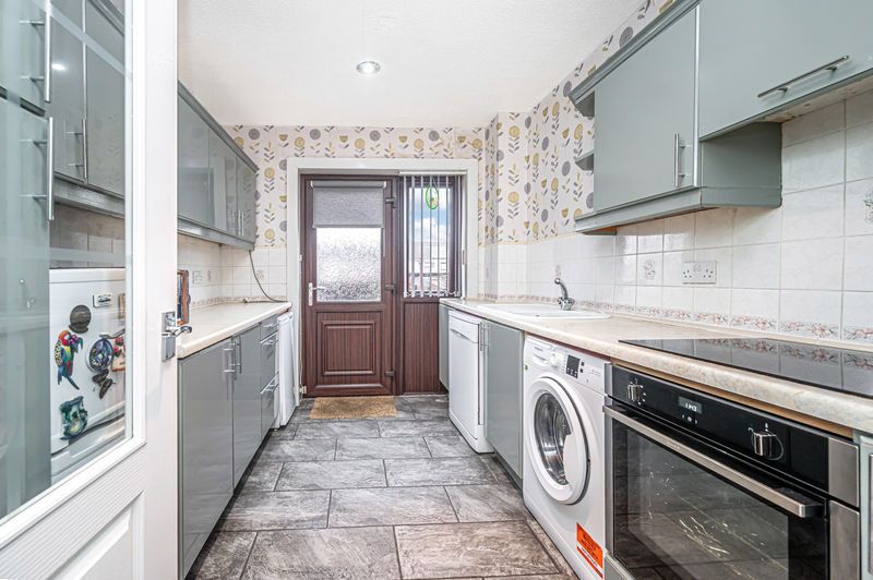 Property photo 2 of 20 Kitchen