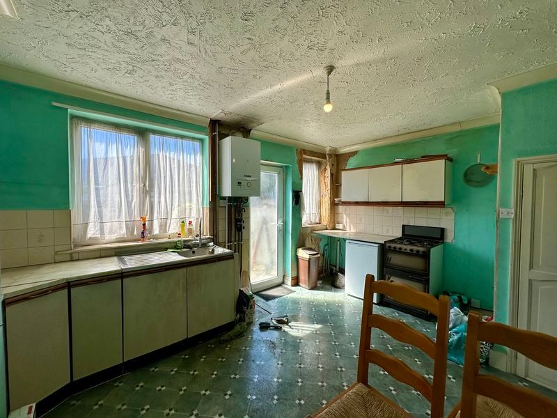 Property photo 3 of 15 Photo 3