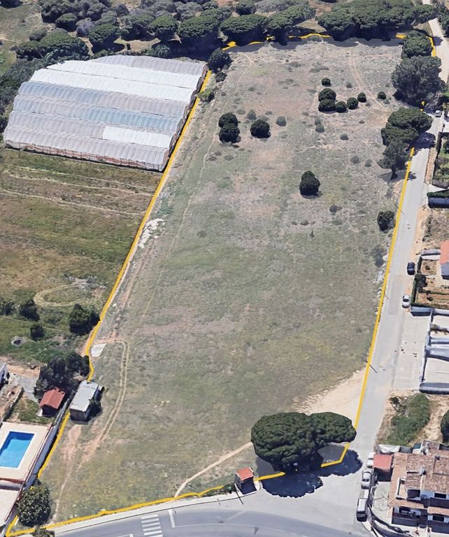 Property photo 1 of 3 Plot Of Land For 24 Villas In Faro