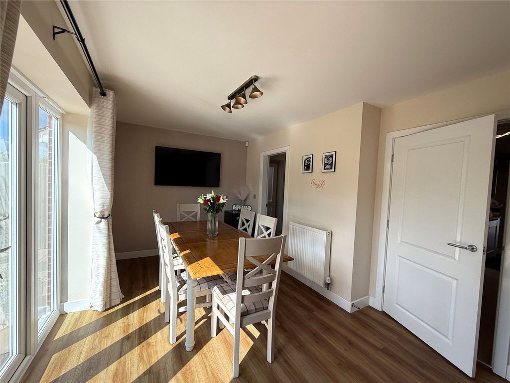 Property photo 3 of 18 Picture No. 07