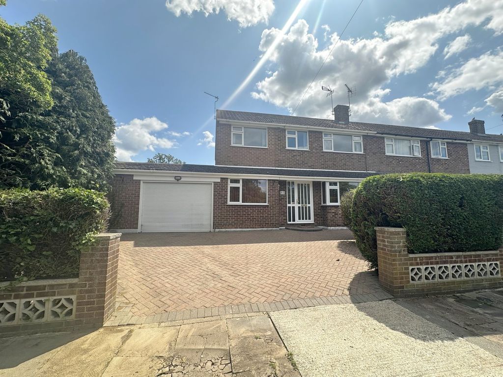 Property photo 1 of 26