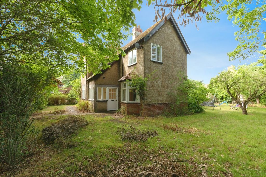 Property photo 1 of 27 Picture No. 15