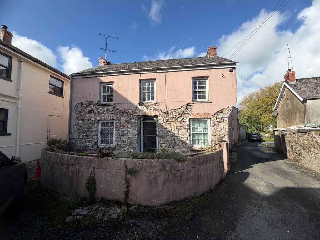 Property photo 1 of 35