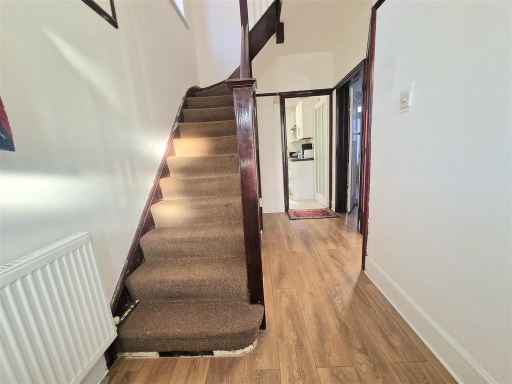 Property photo 2 of 13 20260107_093832.Jpg