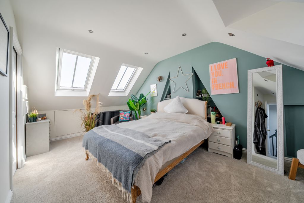 Property photo 2 of 4