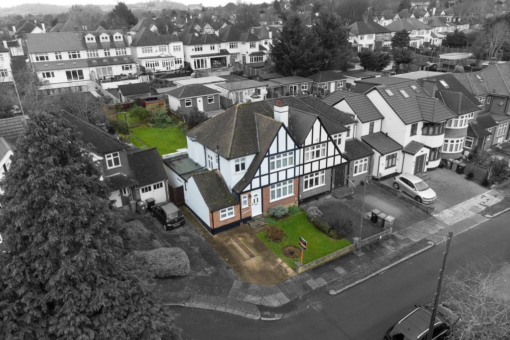 Property photo 1 of 22