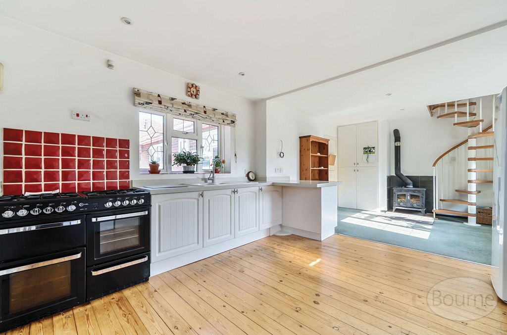Property photo 2 of 19 1275Da2A-0600-468...
