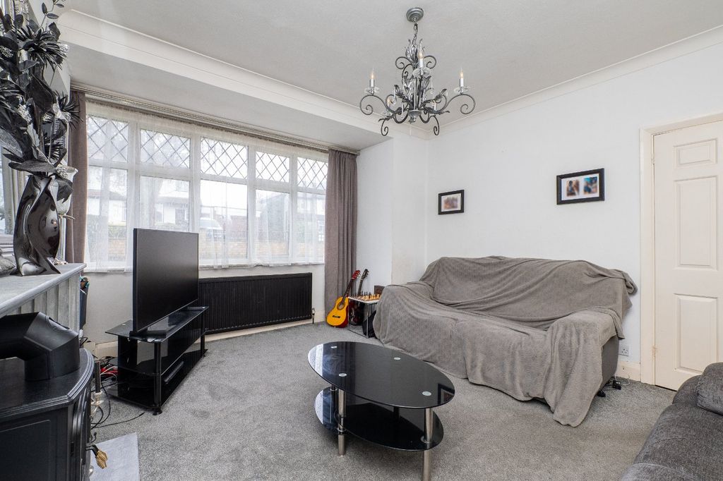 Property photo 3 of 26 Picture No. 05