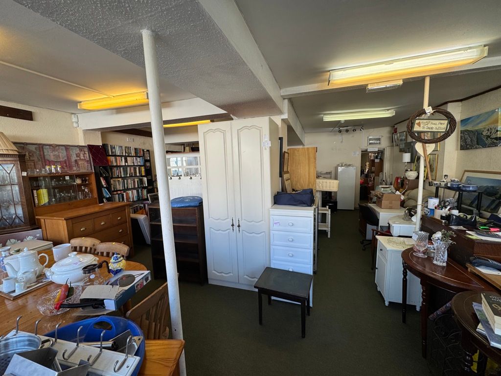 Property photo 3 of 11 Photo 1