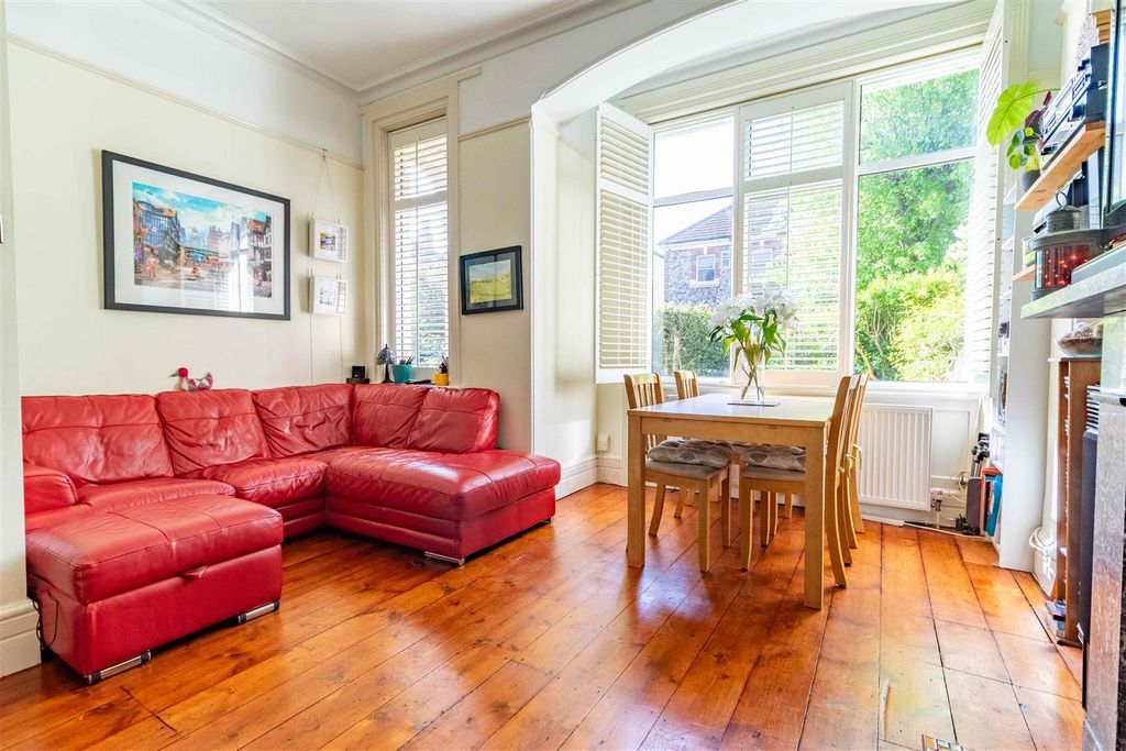 Property photo 2 of 15 Cambridges-4.Jpg