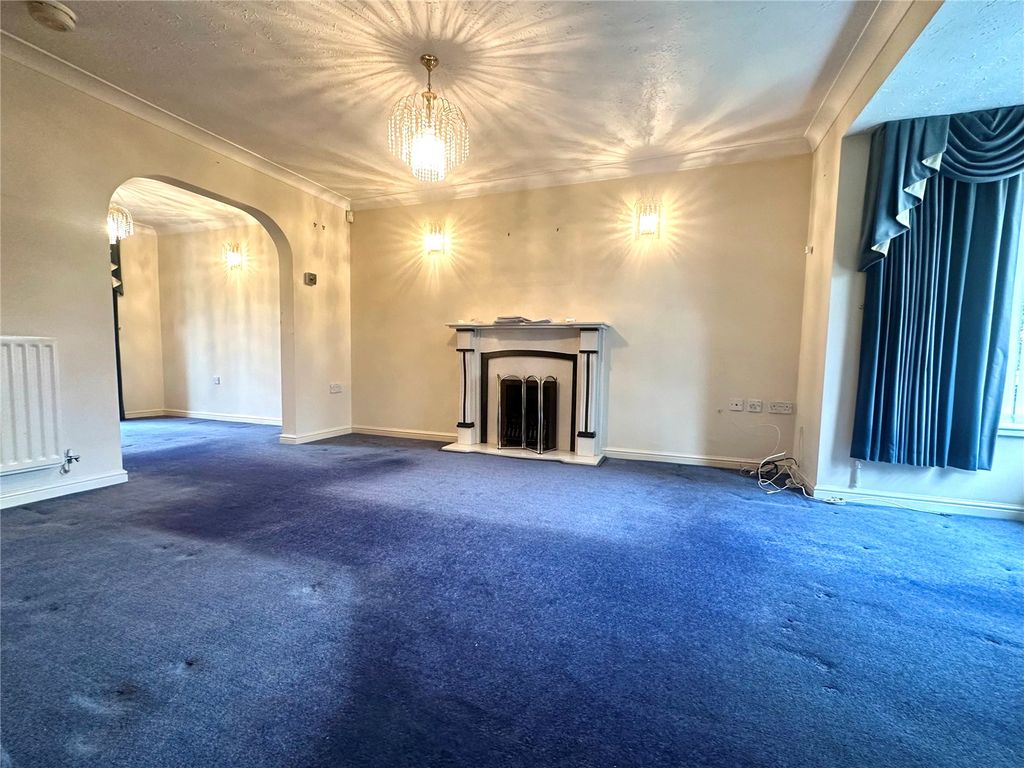 Property photo 2 of 25 Picture No. 24