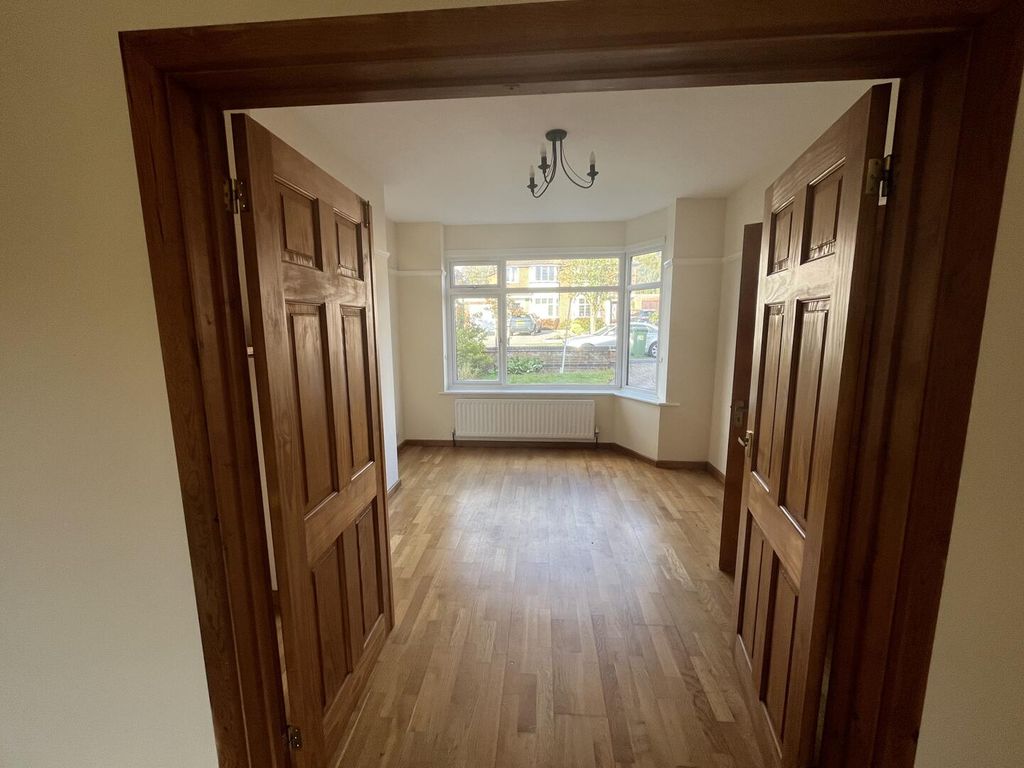 Property photo 3 of 14 Reception Room