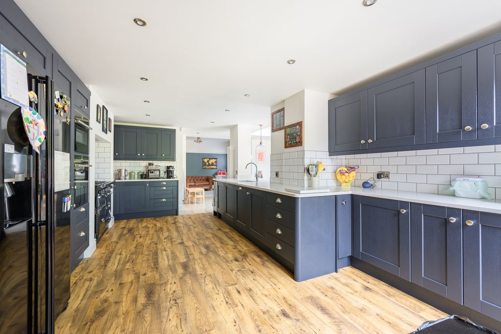 Property photo 3 of 41 Kitchen