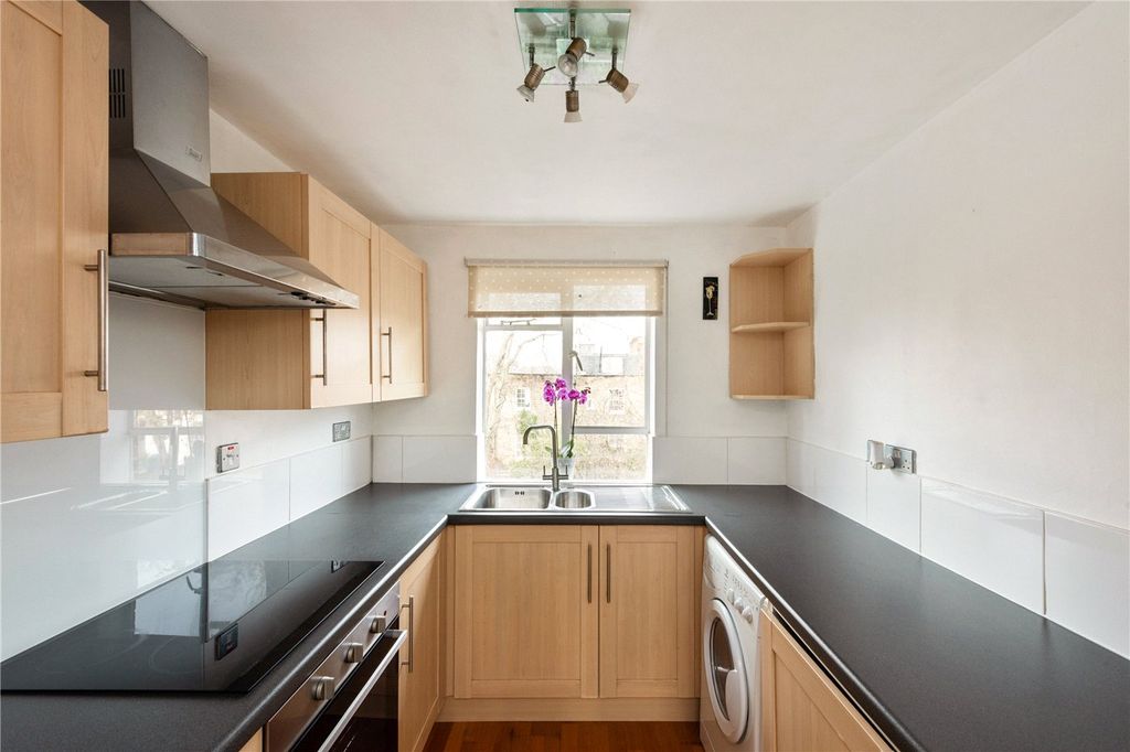 Property photo 2 of 12 Picture No. 12