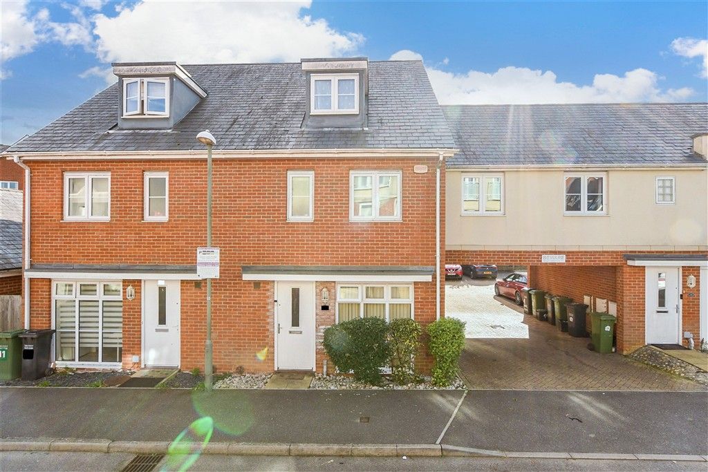 Property photo 2 of 15 External (Brochure)