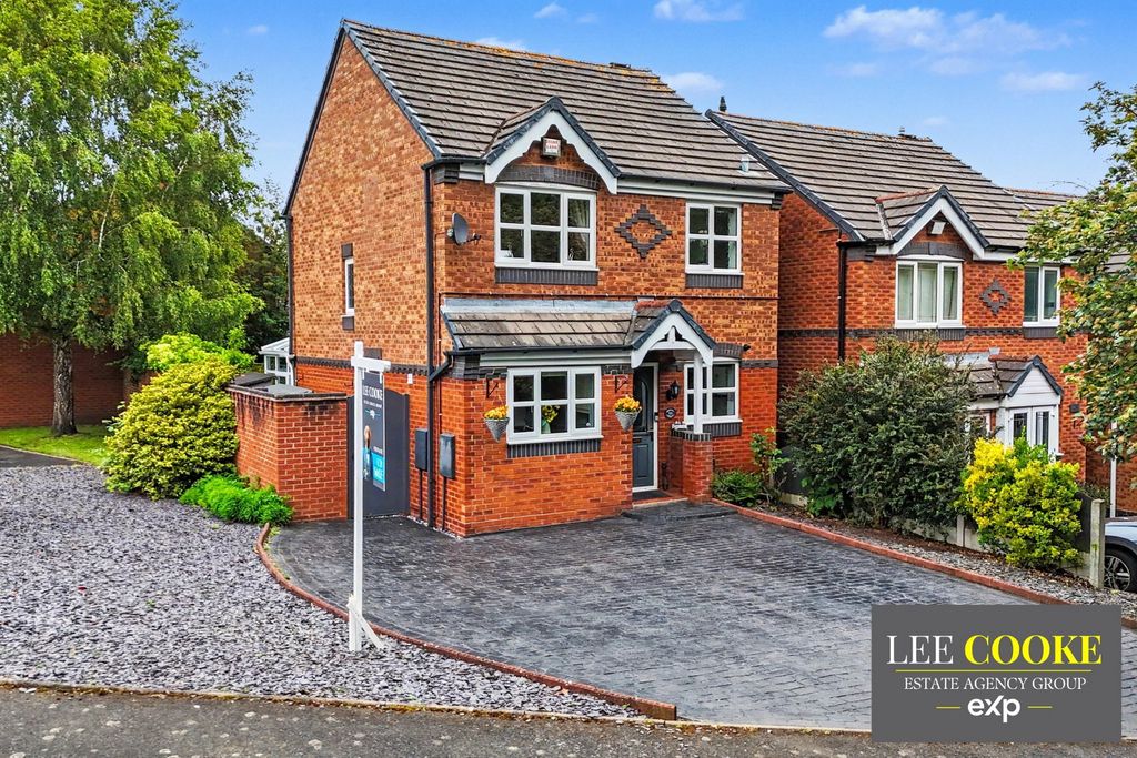 Property photo 3 of 51