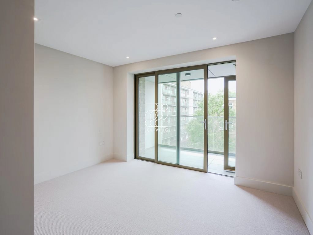 Property photo 3 of 11 Gallery
