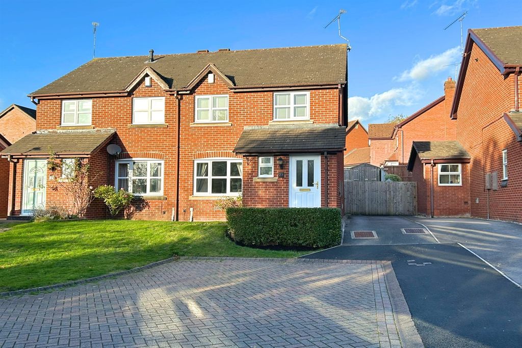 Property photo 1 of 16 (Main)