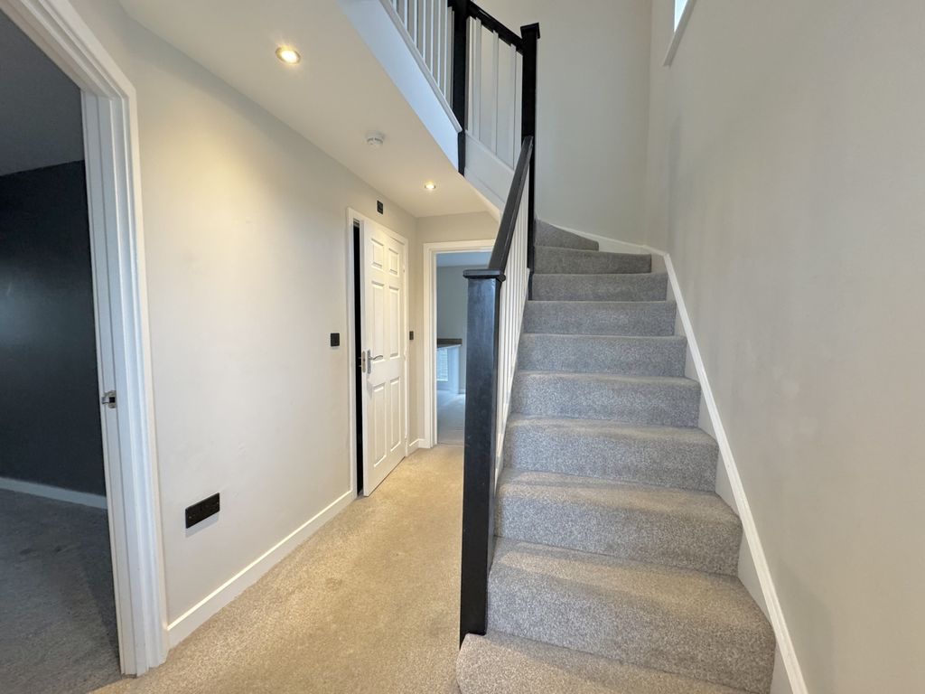 Property photo 2 of 20 Img_9684