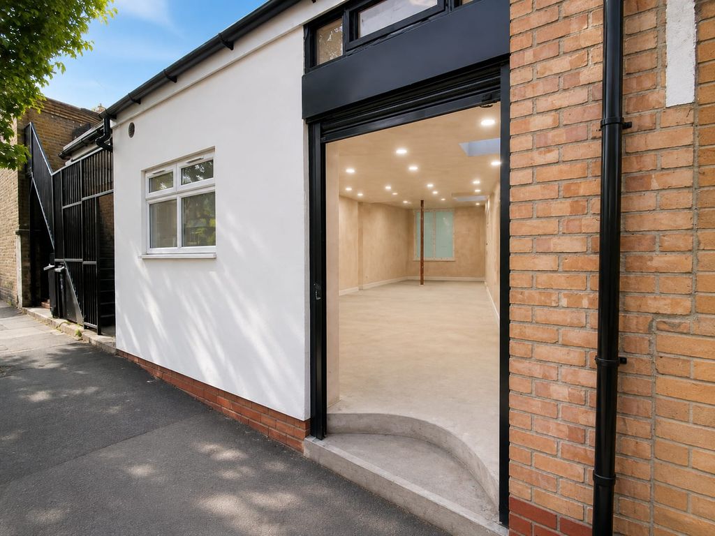 Property photo 2 of 3 7Fb6E2Fb-c391-4451-8568-d9A391Fce8Ac