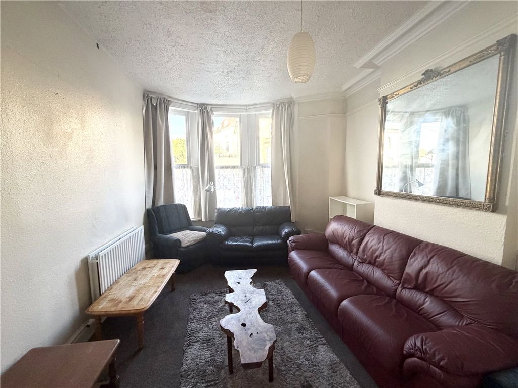 Property photo 3 of 10 Picture No. 03