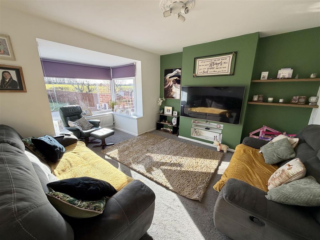 Property photo 3 of 16 Img_9597.Jpeg