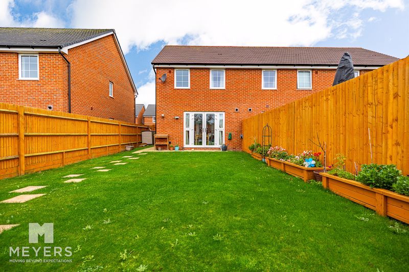 Property photo 2 of 10 Rear