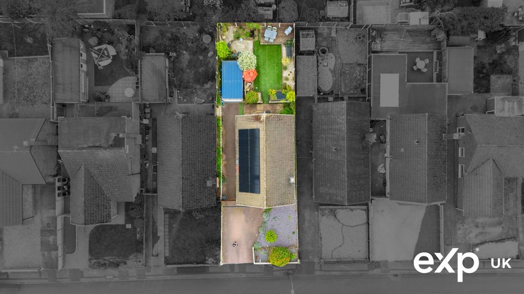 Property photo 3 of 24