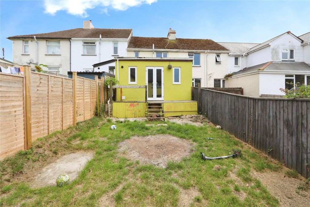 Property photo 3 of 17 Picture No. 13