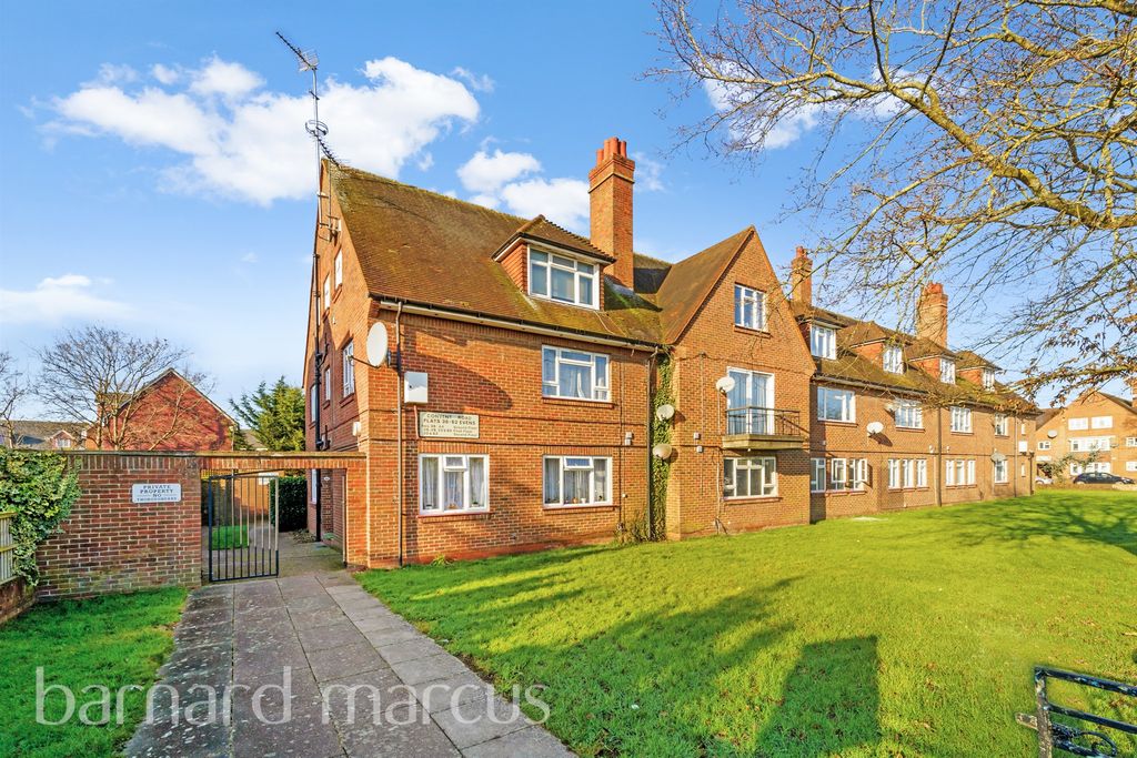 Property photo 2 of 9