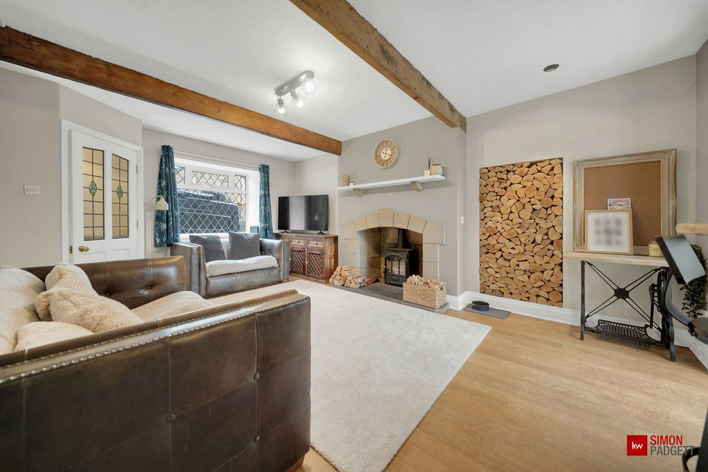 Property photo 1 of 21