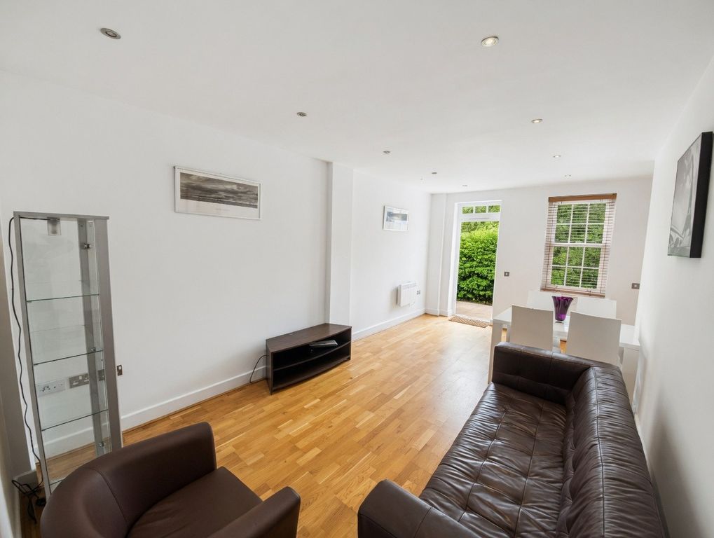 Property photo 1 of 11 5139960