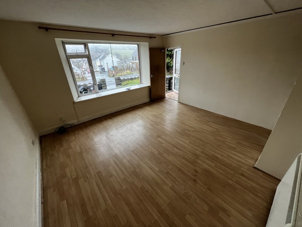 Property photo 3 of 6 Img_6364