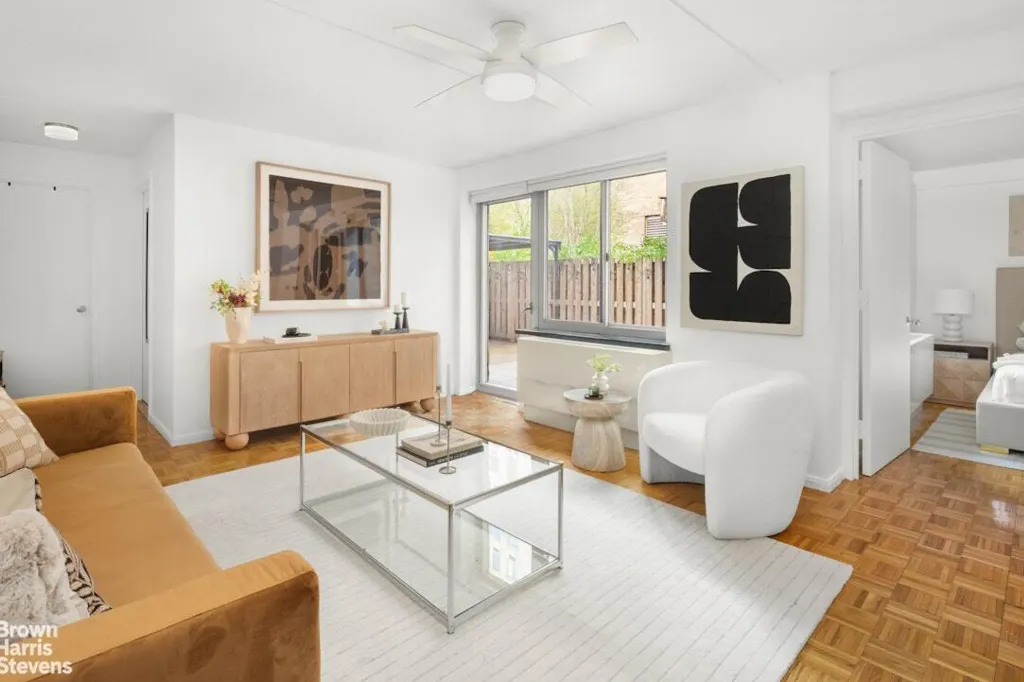 Property photo 2 of 9 <Alttext/>