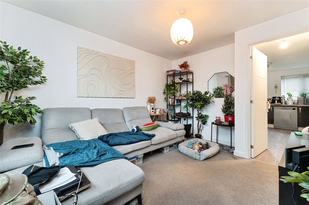 Property photo 2 of 13 Picture No. 20